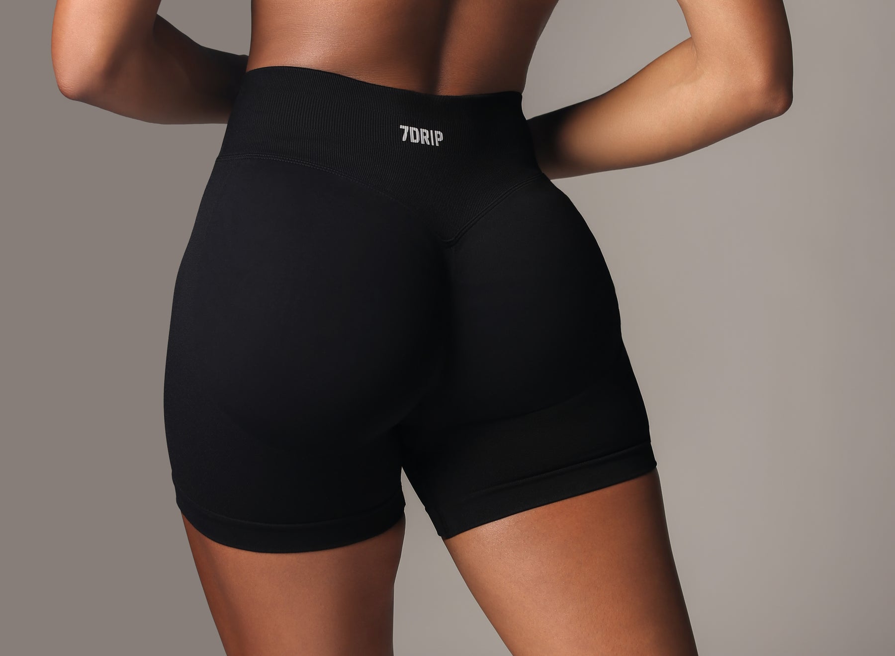 Elevate Shorts 6" Black