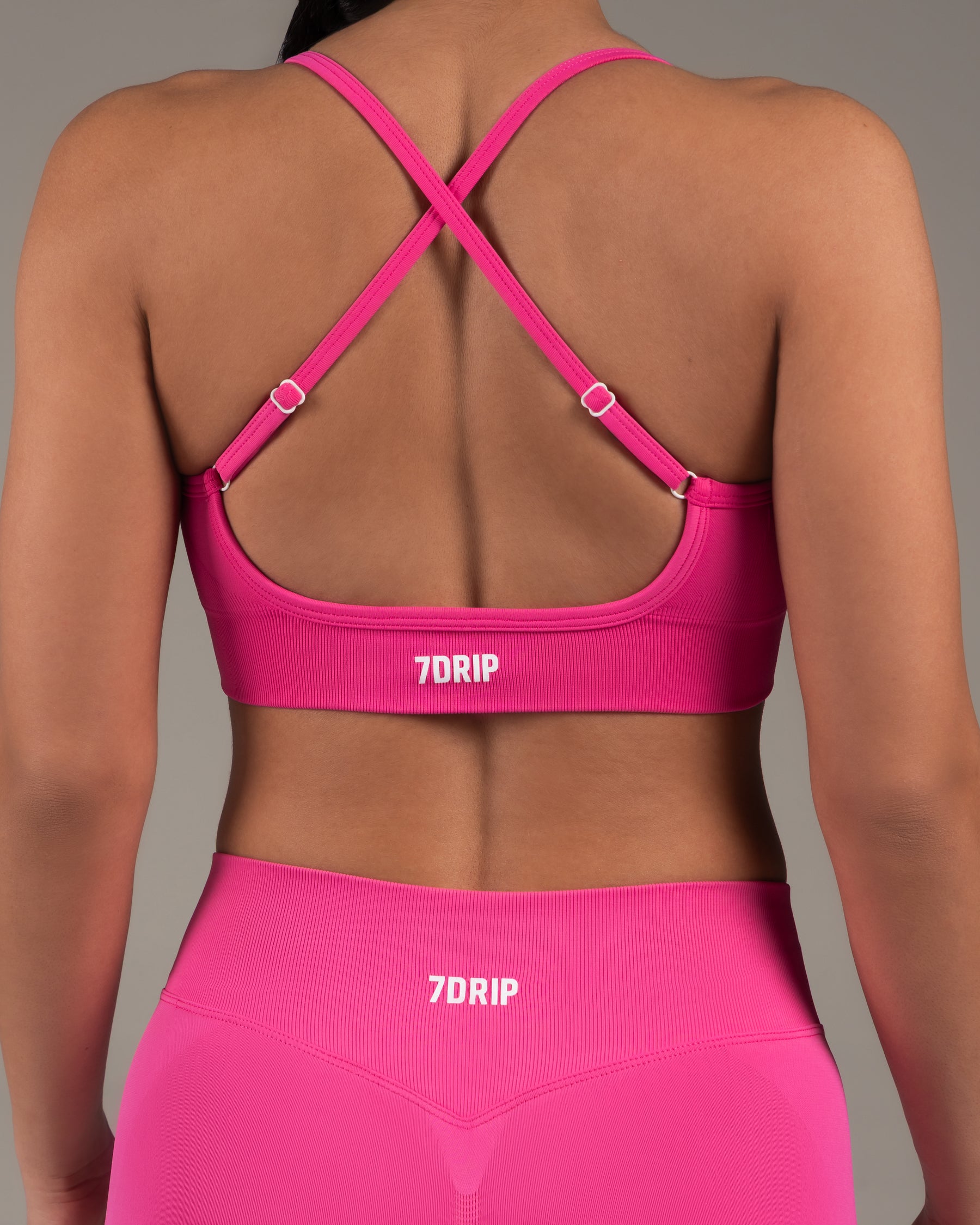 Core Form Sports Bra Hot Pink