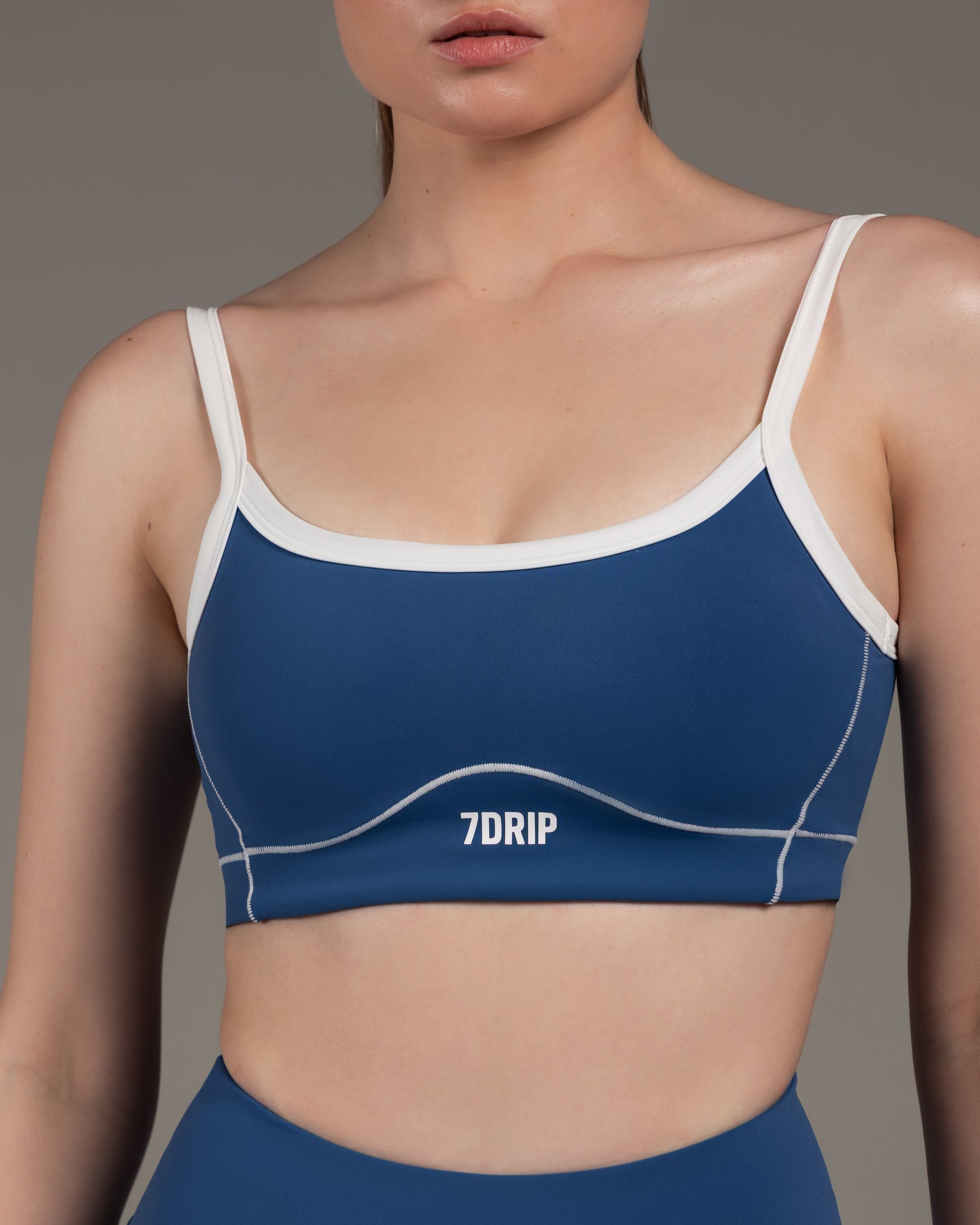 Limited Scoop Neckline Sports Bra Ocean Blue